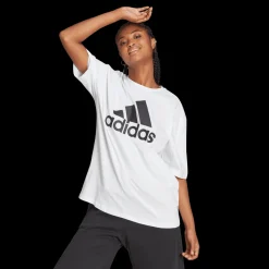 Boyfriend Tee, naisten t-paita - T-Paidat - Boyfriend Tee, naisten t-paita