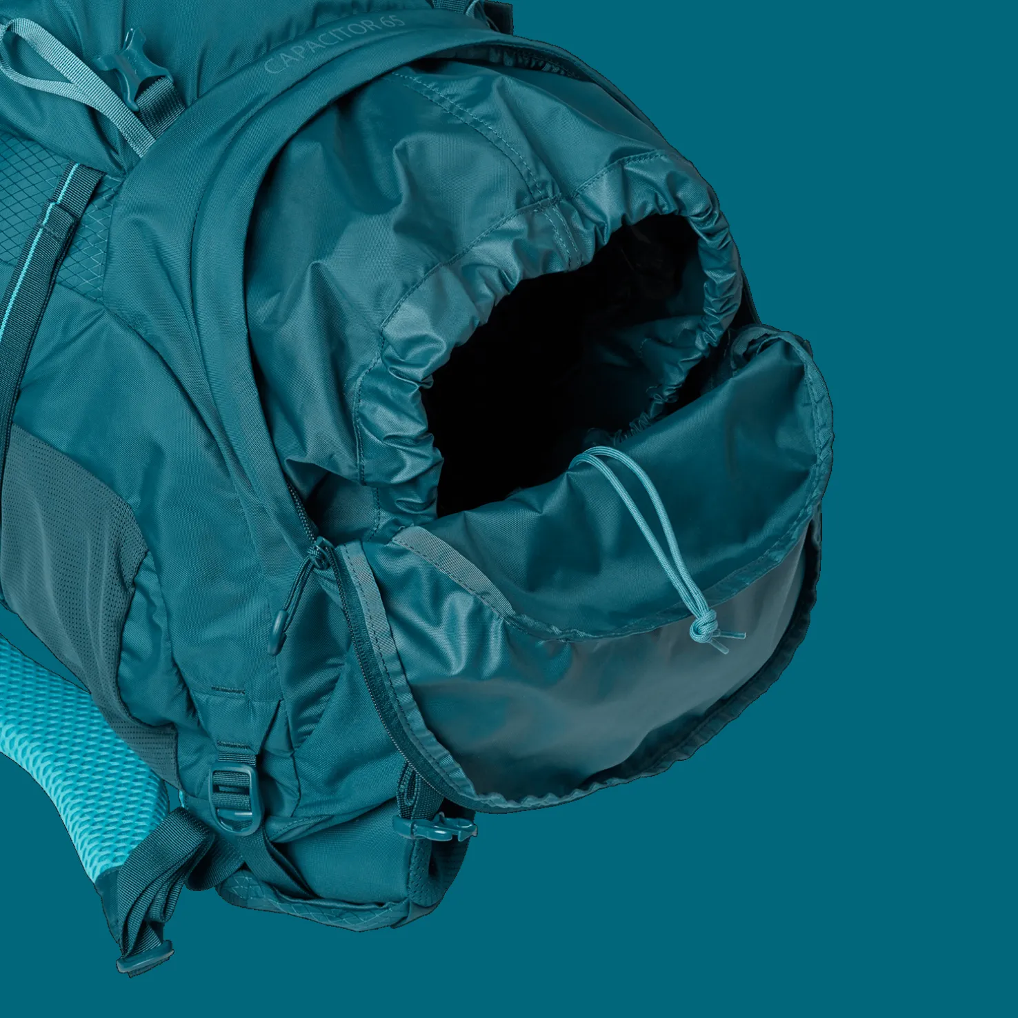 Capacitor Backpack, reppu - Rinkat - Capacitor Backpack, reppu