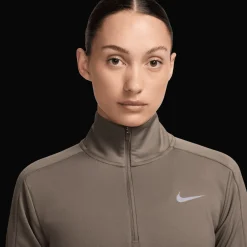 Dri-FIT Pacer Half Zip, naisten treenipaita - Treenipaidat - Dri-FIT Pacer Half Zip, naisten treenipaita