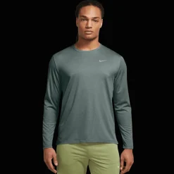 Dri-FIT UV Miler Top Long Sleeve, miesten treenipaita - Urheilupaidat - Dri-FIT UV Miler Top Long Sleeve, miesten treenipaita