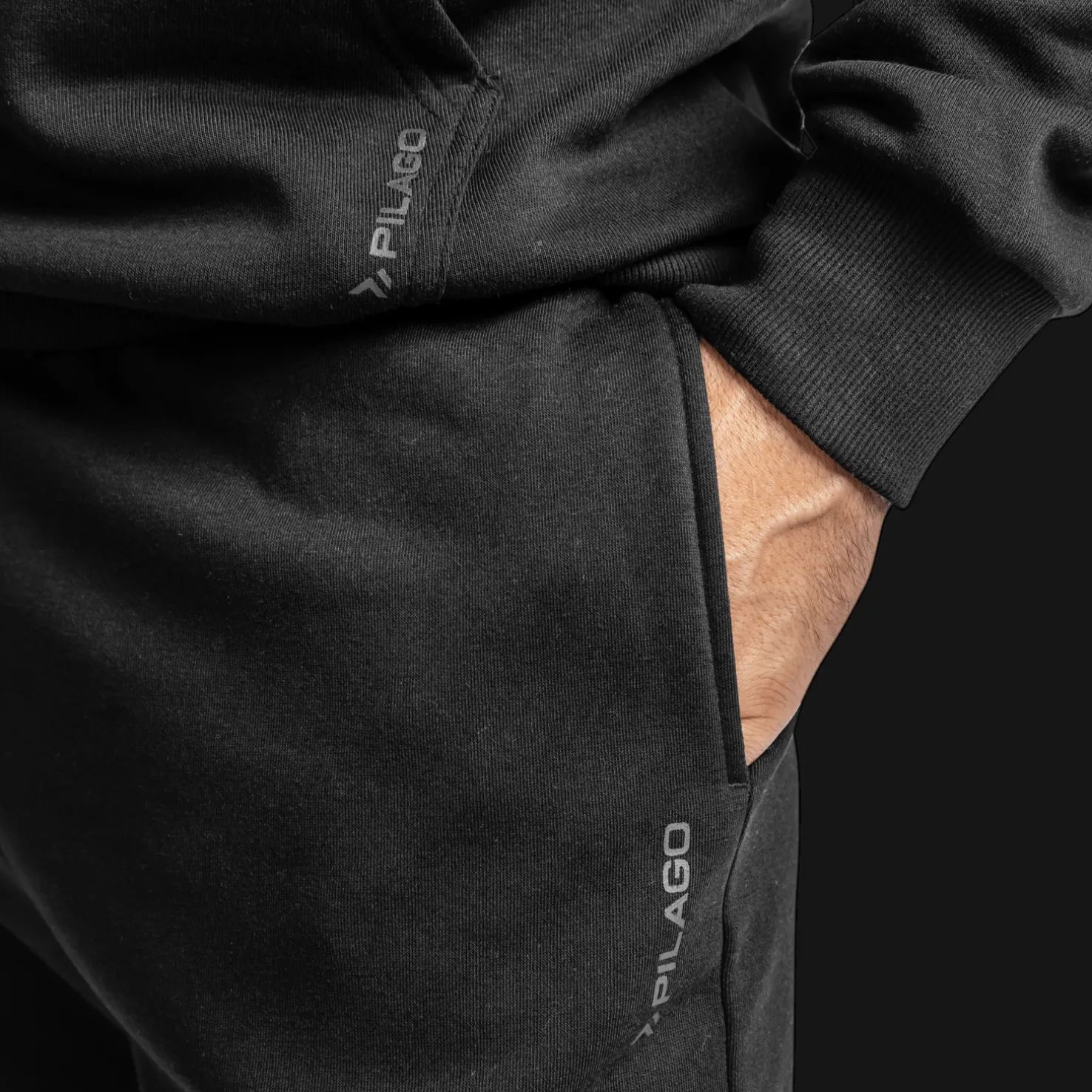 Essential Jog Pants, miesten collegehousut - Vapaa-Ajan Housut - Essential Jog Pants, miesten collegehousut