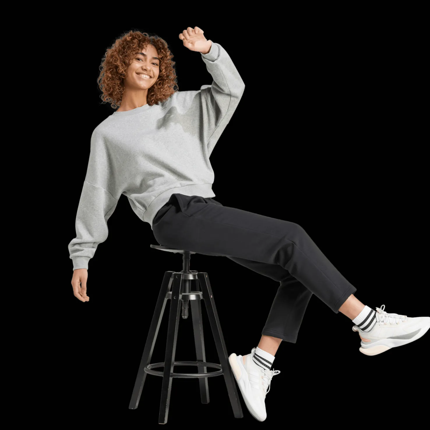 Essentials Small Logo Feel Cozy Sweatshirt, naisten collegepaita - Vapaa-Ajan Paidat - Essentials Small Logo Feel Cozy Sweatshirt, naisten collegepaita