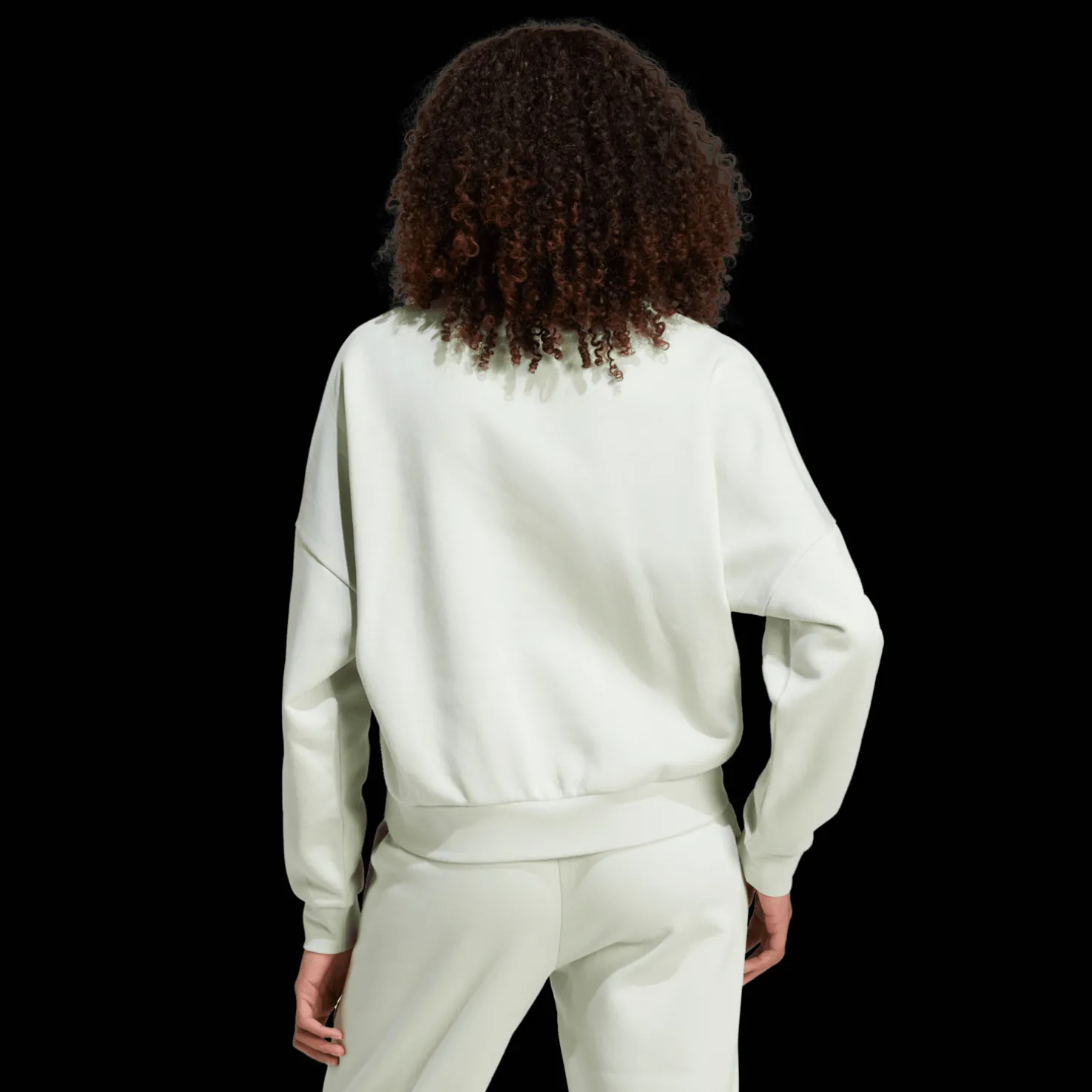 Essentials Small Logo Feel Cozy Sweatshirt, naisten collegepaita - Vapaa-Ajan Paidat - Essentials Small Logo Feel Cozy Sweatshirt, naisten collegepaita