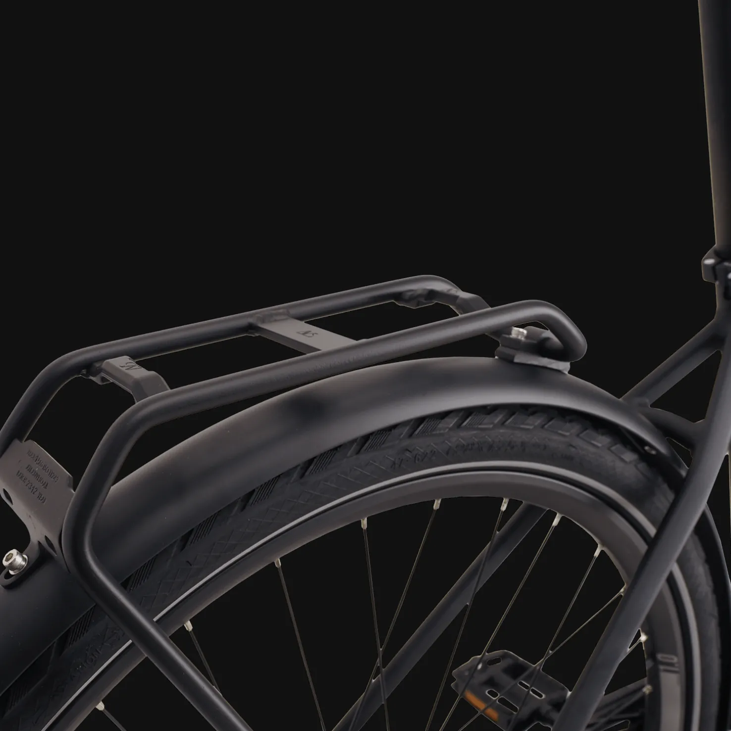 E-Trekking 1.0 Diamond JET BLACK 24, miesten hybridisähköpyörä - Sähköpyörät - E-Trekking 1.0 Diamond JET BLACK 24, miesten hybridisähköpyörä