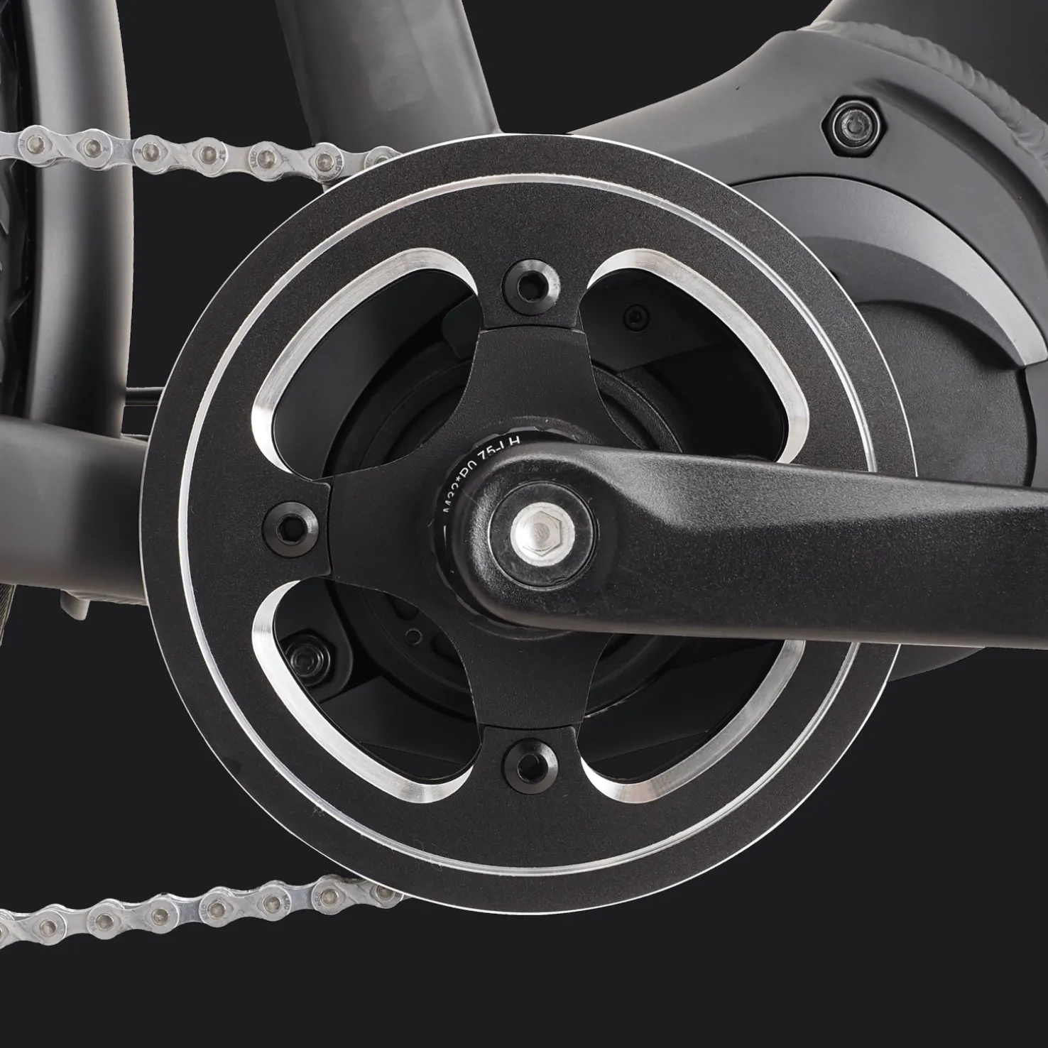 E-Trekking 1.0 Diamond JET BLACK 24, miesten hybridisähköpyörä - Sähköpyörät - E-Trekking 1.0 Diamond JET BLACK 24, miesten hybridisähköpyörä