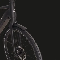 E-Trekking 1.0 Diamond JET BLACK 24, miesten hybridisähköpyörä - Sähköpyörät - E-Trekking 1.0 Diamond JET BLACK 24, miesten hybridisähköpyörä