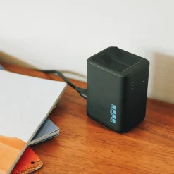 GoPro Dual Battery Charger, GoPro kahden akun Enduro-akkulaturi - Kameroiden lisävarusteet - GoPro Dual Battery Charger, GoPro kahden akun Enduro-akkulaturi