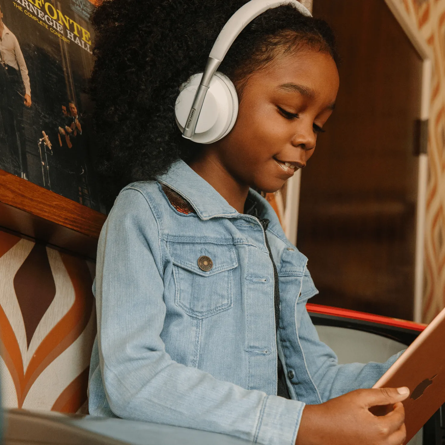 HAPPY PLUGS Play Headphones Over-Ear 85dB, lasten kuulokkeet - Kamerat, Kaiuttimet Ja Kuulokkeet - HAPPY PLUGS Play Headphones Over-Ear 85dB, lasten kuulokkeet