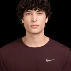 Miler Dri-FIT UV Tee, miesten t-paita - Urheilupaidat - Miler Dri-FIT UV Tee, miesten t-paita