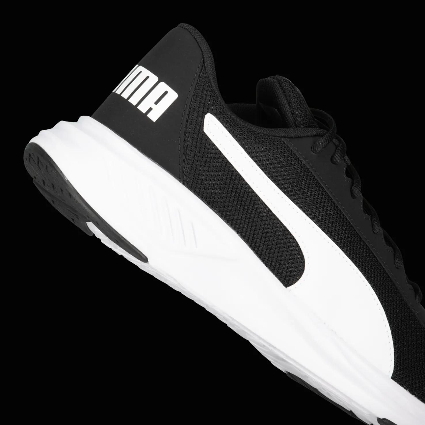 Night Runner V2, unisex lenkkarit - Tennarit Ja Vapaa-Ajan Kengät - Night Runner V2, unisex lenkkarit