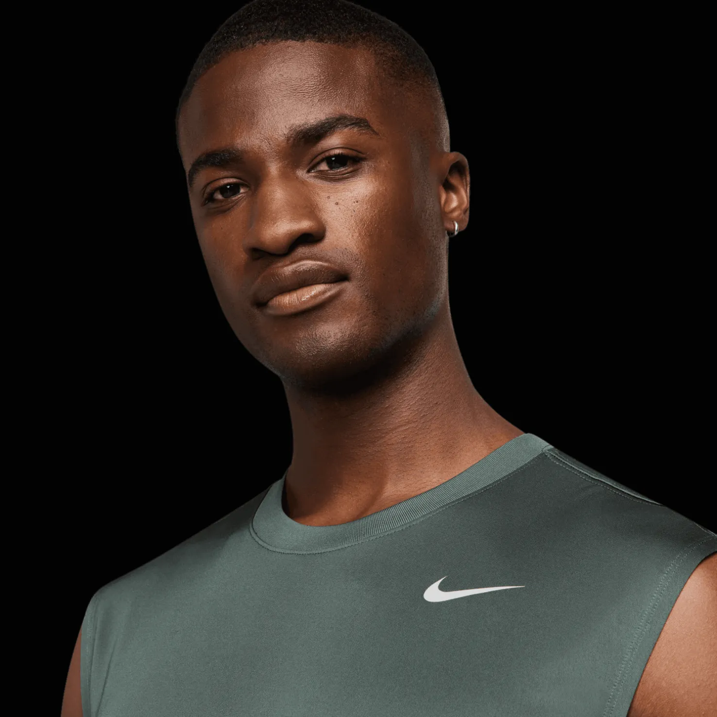 Nike Dri-FIT Legend Sleeveless Fitness T-Shirt, hihaton paita miehet - Hihattomat Paidat - Nike Dri-FIT Legend Sleeveless Fitness T-Shirt, hihaton paita miehet