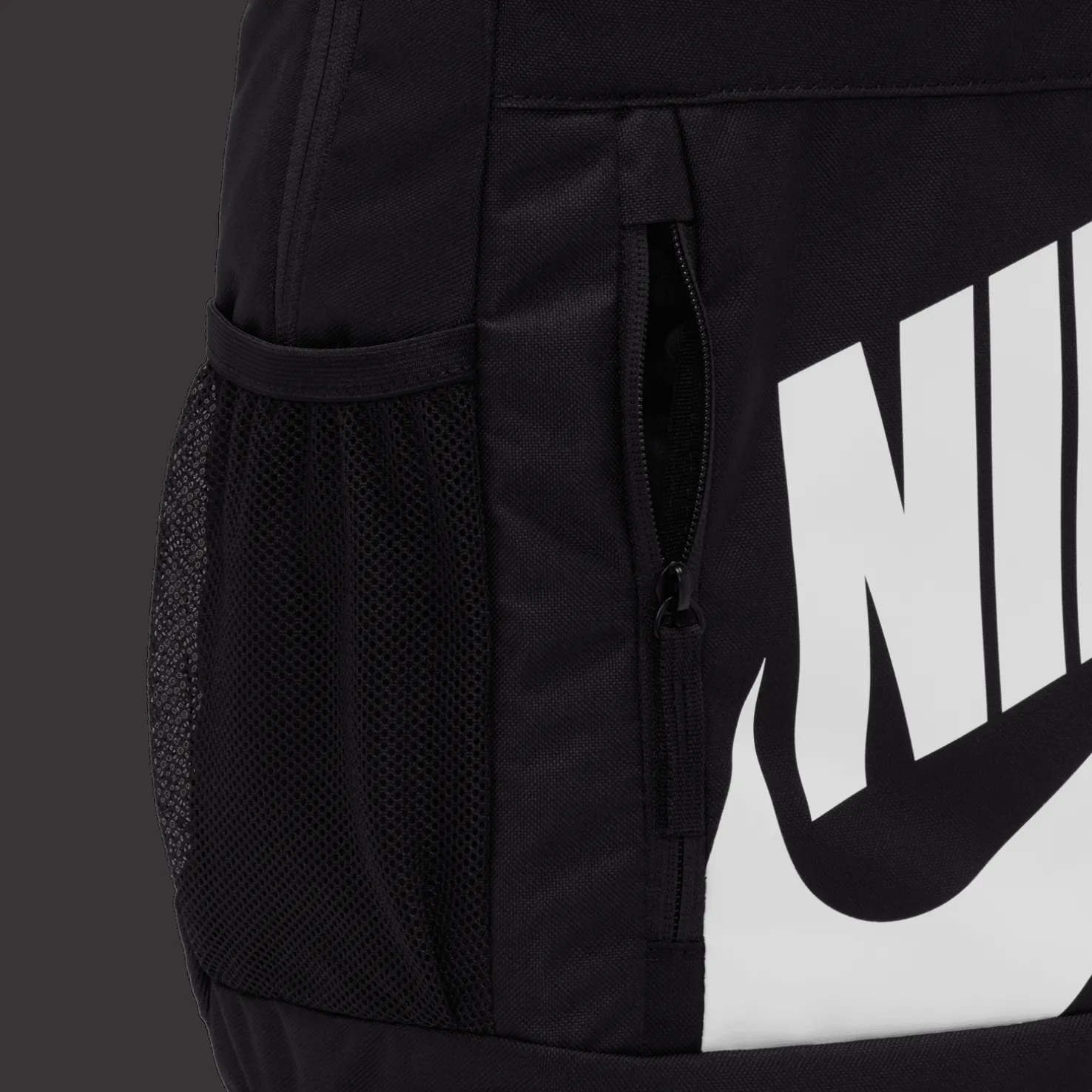Nike Elemental Kids' Backpack 20l, lasten ja nuorten reppu - Reput - Nike Elemental Kids' Backpack 20l, lasten ja nuorten reppu