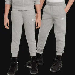 Nike Sportswear Club Fleece, nuorten verryttelyasu - Verryttelyasut - Nike Sportswear Club Fleece, nuorten verryttelyasu