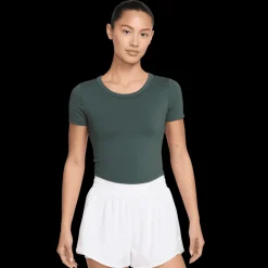 One Fitted Dri-FIT Short Sleeve Top, naisten t-paita - Urheilupaidat - One Fitted Dri-FIT Short Sleeve Top, naisten t-paita