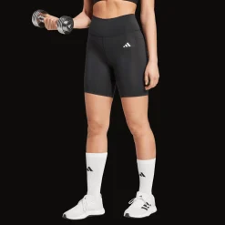 Optime Essentials Stash Pocket 7-Inch Short Leggings, naisten treenishortsit - Treenishortsit - Optime Essentials Stash Pocket 7-Inch Short Leggings, naisten treenishortsit