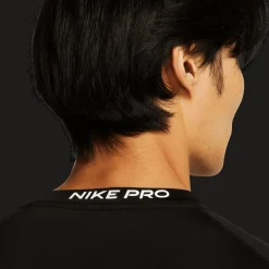 Pro Dri-FIT Tight Top Long Sleeve, miesten treenipaita - Urheilupaidat - Pro Dri-FIT Tight Top Long Sleeve, miesten treenipaita