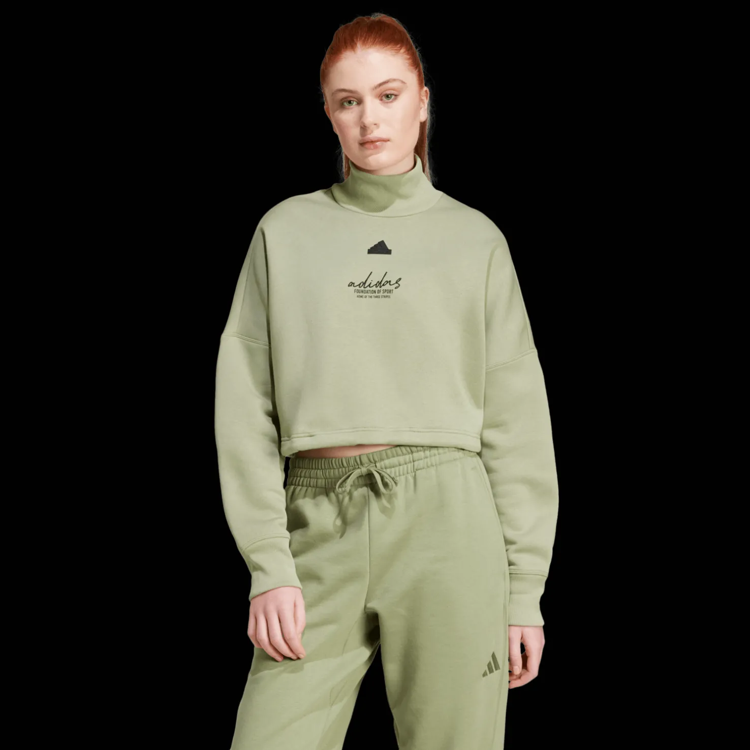 Signature Graphic Embroidery Fleece Crop Sweatshirt, naisten collegepaita - Vapaa-Ajan Paidat - Signature Graphic Embroidery Fleece Crop Sweatshirt, naisten collegepaita