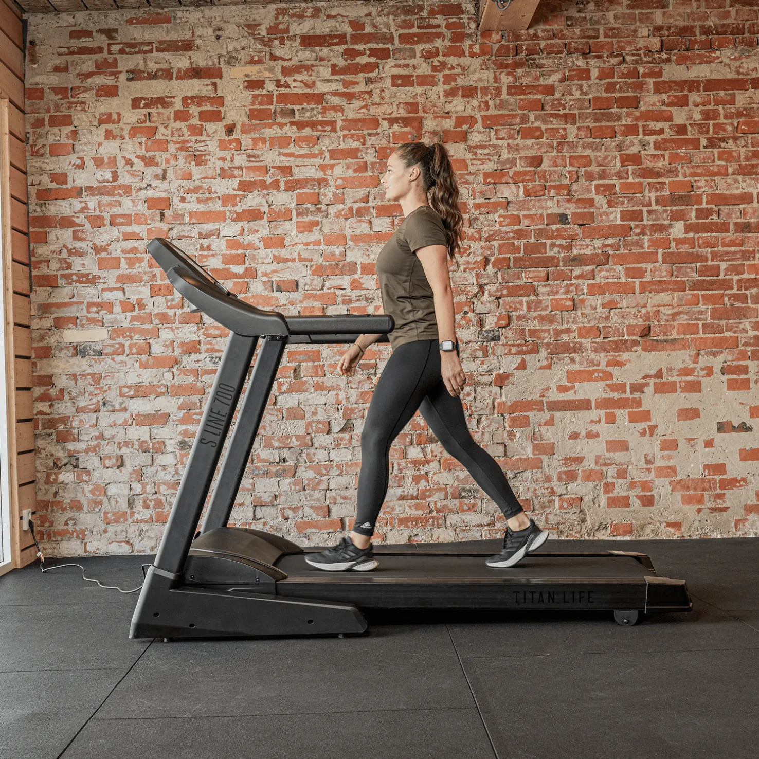 S-Line 700 Treadmill, juoksumatto - Juoksumatot - S-Line 700 Treadmill, juoksumatto