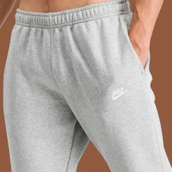 Sportswear Club Jogger Fleece Pants, miesten vapaa-ajanhousut - Vapaa-Ajan Housut - Sportswear Club Jogger Fleece Pants, miesten vapaa-ajanhousut