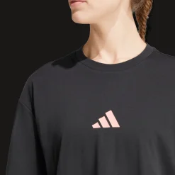 Strength Graphic T-Shirt, naiten t-paita - Urheilupaidat - Strength Graphic T-Shirt, naiten t-paita