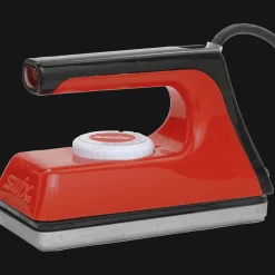 Swix Wax Iron T76 Eco 24/250V 24/25, kätevä ja helposti käsiteltävä voitelurauta - Suksien Voitelutelineet Ja -Raudat - Swix Wax Iron T76 Eco 24/250V 24/25, kätevä ja helposti käsiteltävä voitelurauta