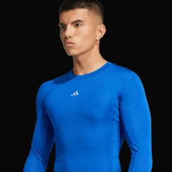 Techfit Long Sleeved Tee, miesten kompressiopaita jalkapalloon - Jalkapallopaidat - Techfit Long Sleeved Tee, miesten kompressiopaita jalkapalloon