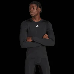 Techfit Long Sleeved Tee, miesten kompressiopaita jalkapalloon - Pitkähihaiset Treenipaidat - Techfit Long Sleeved Tee, miesten kompressiopaita jalkapalloon