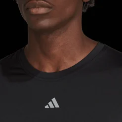 Techfit Long Sleeved Tee, miesten kompressiopaita jalkapalloon - Pitkähihaiset Treenipaidat - Techfit Long Sleeved Tee, miesten kompressiopaita jalkapalloon