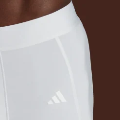 Techfit Short Tights, miesten kompressioshortsit jalkapalloon - Jalkapalloshortsit - Techfit Short Tights, miesten kompressioshortsit jalkapalloon