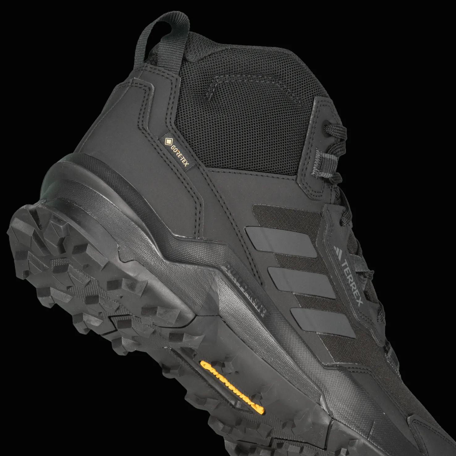 Terrex Ax4 Mid Gore-Tex, miesten vaelluskengät - Retkeilykengät Ja Kävelykengät Miesten - Terrex Ax4 Mid Gore-Tex, miesten vaelluskengät