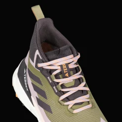 Terrex Free Hiker 2.0 Gore-Tex, naisten vaelluskengät - Retkeilykengät Ja Kävelykengät Naisten - Terrex Free Hiker 2.0 Gore-Tex, naisten vaelluskengät