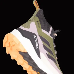 Terrex Free Hiker 2.0 Gore-Tex, naisten vaelluskengät - Retkeilykengät Ja Kävelykengät Naisten - Terrex Free Hiker 2.0 Gore-Tex, naisten vaelluskengät