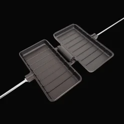 Toast Iron 22 x 11 cm, paahtoleipärauta - Retkeilyvarusteet - Toast Iron 22 x 11 cm, paahtoleipärauta