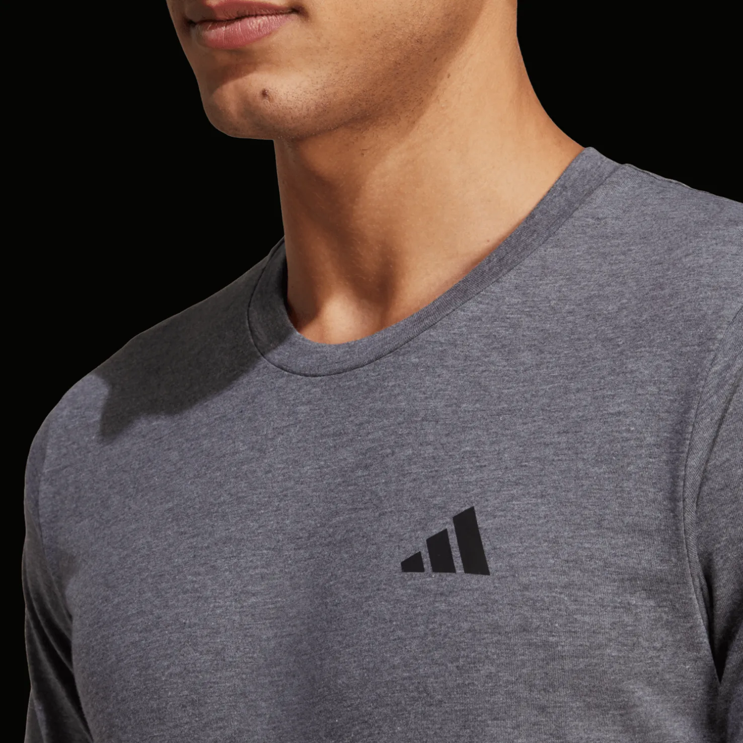 Train Essentials Feelready Training T-Shirt, miesten t-paita - Urheilupaidat - Train Essentials Feelready Training T-Shirt, miesten t-paita