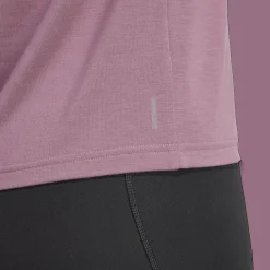 Train Essentials Minimal Branding Crewneck T-Shirt, naisten t-paita - Urheilupaidat - Train Essentials Minimal Branding Crewneck T-Shirt, naisten t-paita