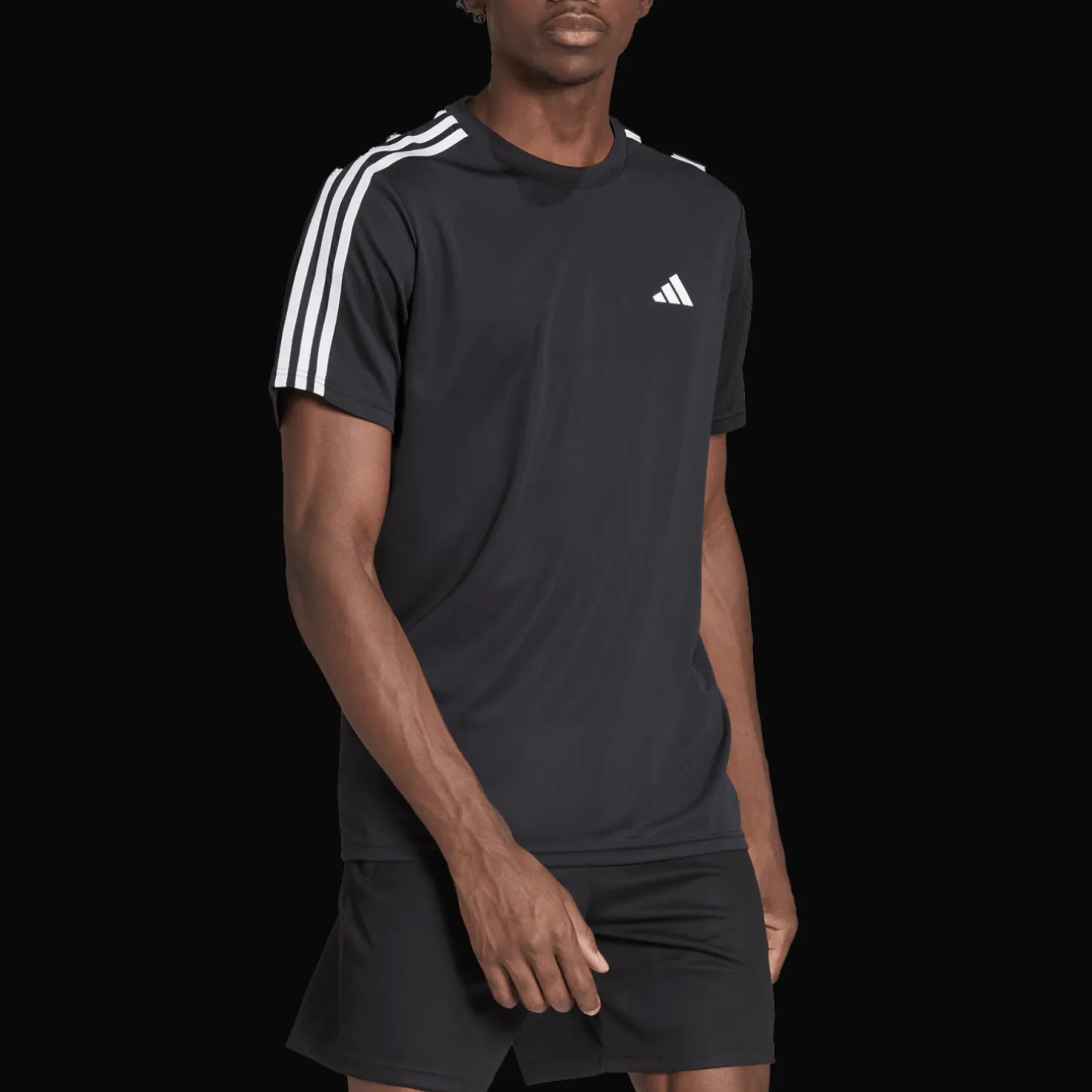 Train Essentials 3-Stripes Training T-shirt, miesten T-paita - Urheilupaidat - Train Essentials 3-Stripes Training T-shirt, miesten T-paita