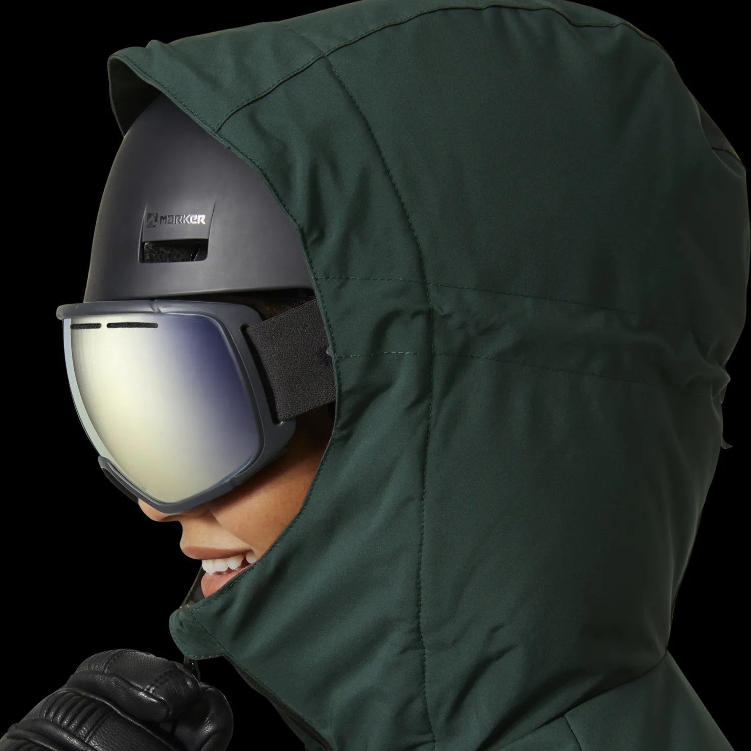 W Alpine Insulated Jacket 24/25, naisten laskettelutakki - Laskettelutakit Ja Toppatakit Naisten - W Alpine Insulated Jacket 24/25, naisten laskettelutakki